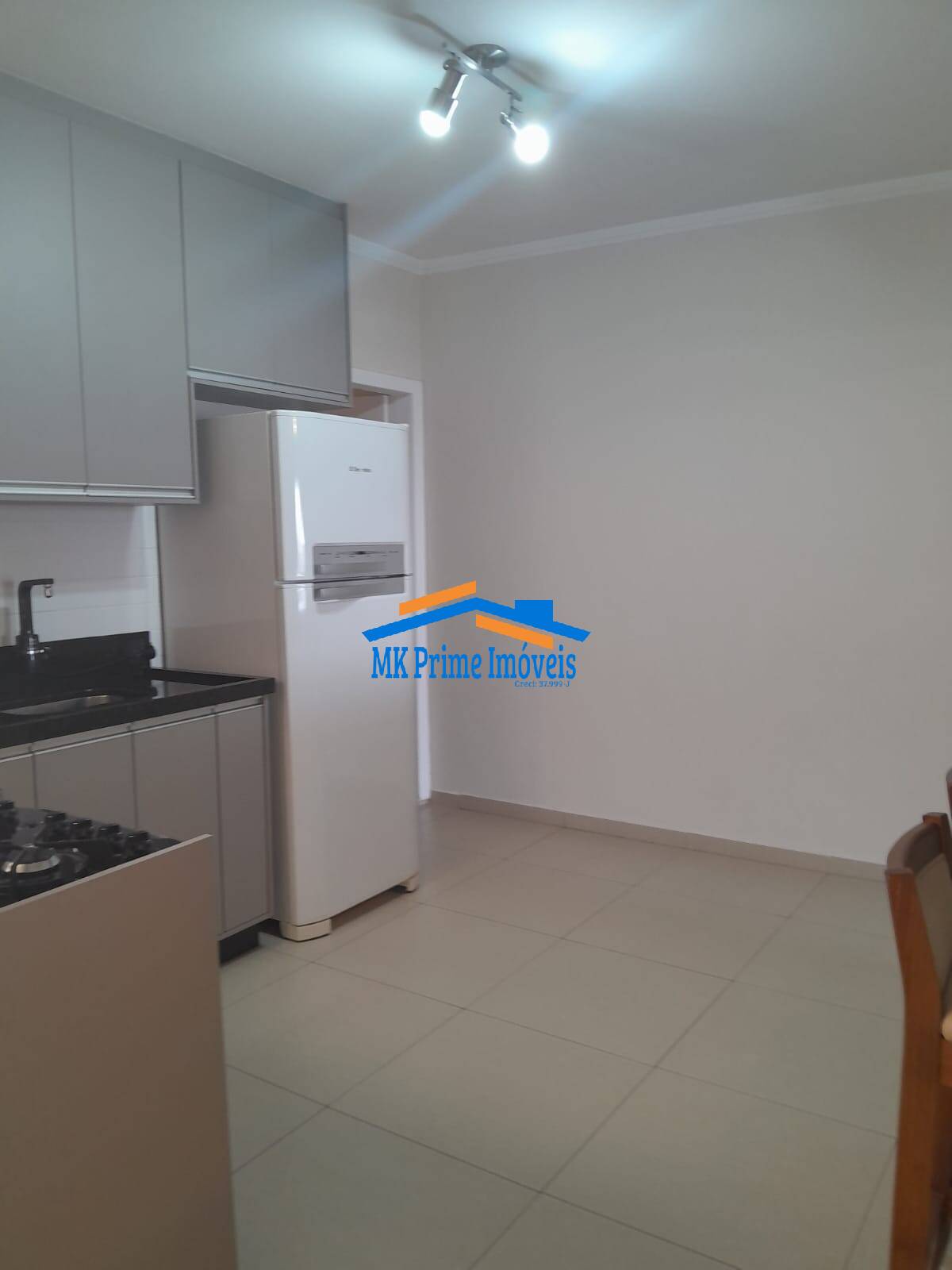 Casa à venda com 2 quartos, 130m² - Foto 12