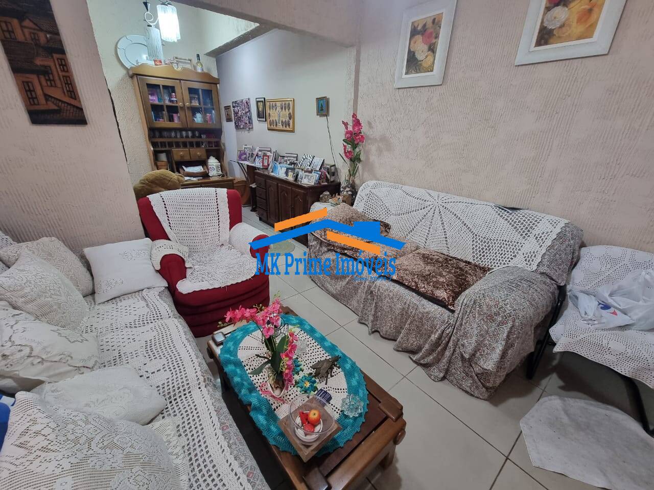 Casa à venda com 3 quartos, 161m² - Foto 2