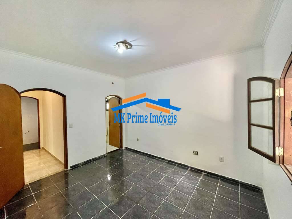 Casa à venda com 3 quartos, 230m² - Foto 7