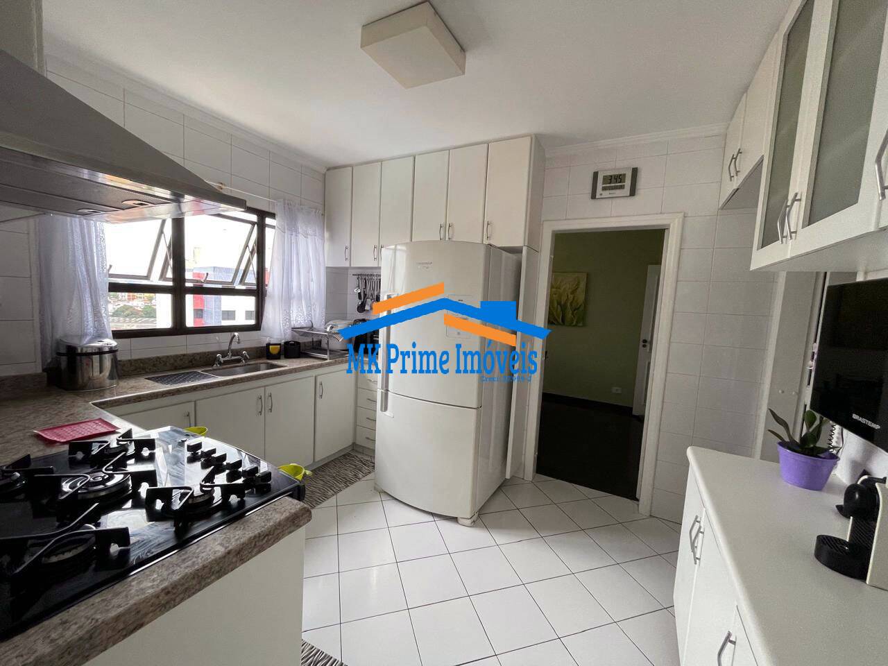 Apartamento à venda com 3 quartos, 194m² - Foto 15