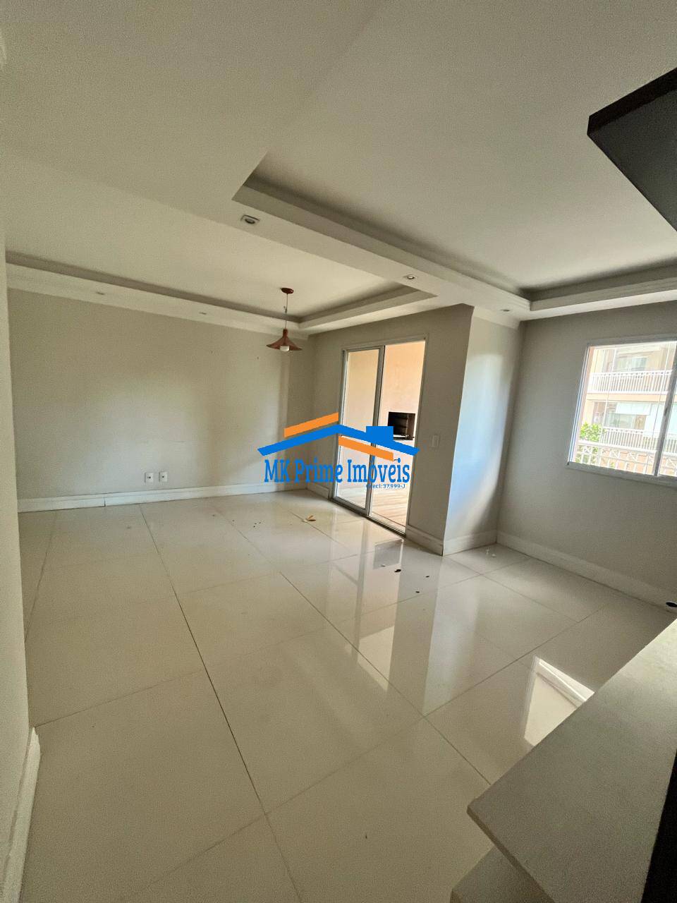 Apartamento à venda com 3 quartos, 110m² - Foto 3