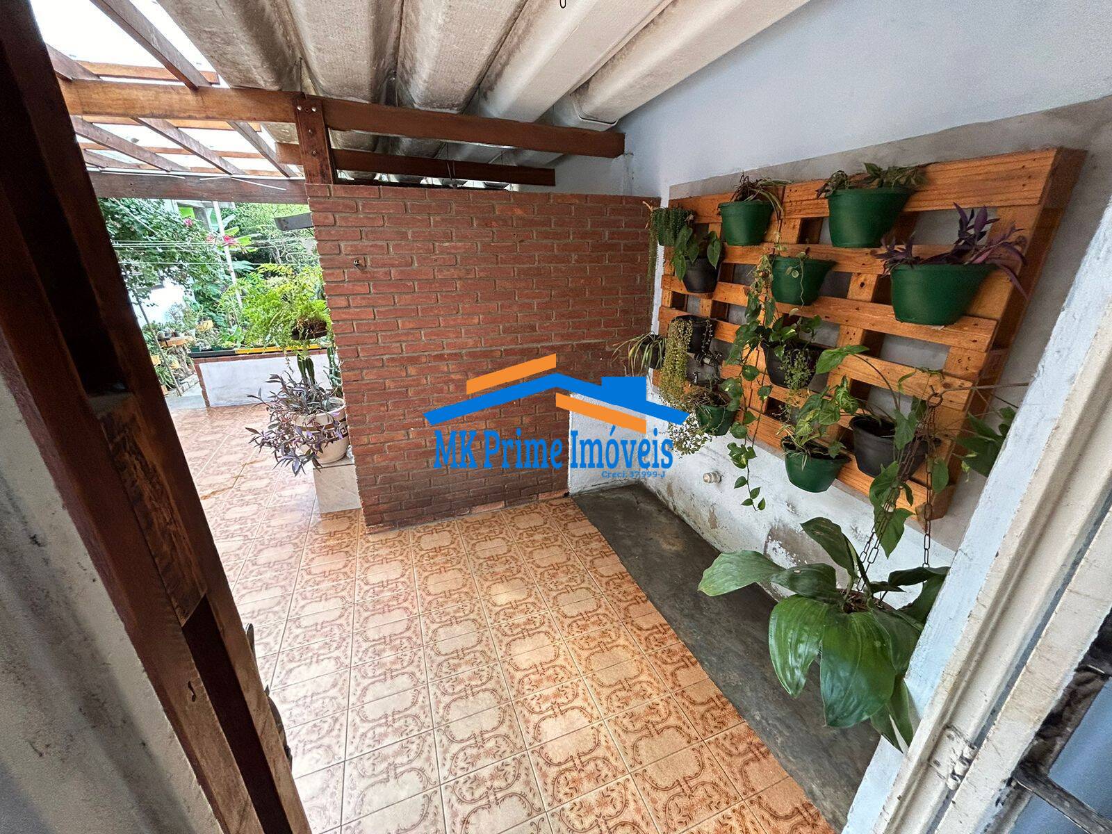 Sobrado para alugar com 4 quartos, 500m² - Foto 36