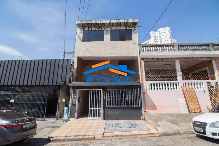 Sobrado à venda com 2 quartos, 150m² - Foto 1