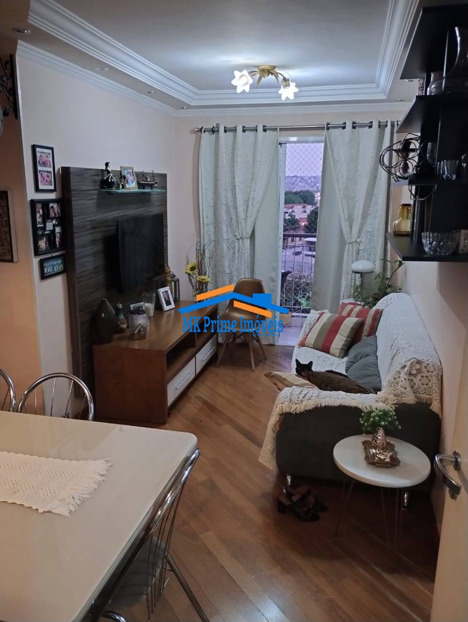 Apartamento à venda com 2 quartos, 60m² - Foto 1