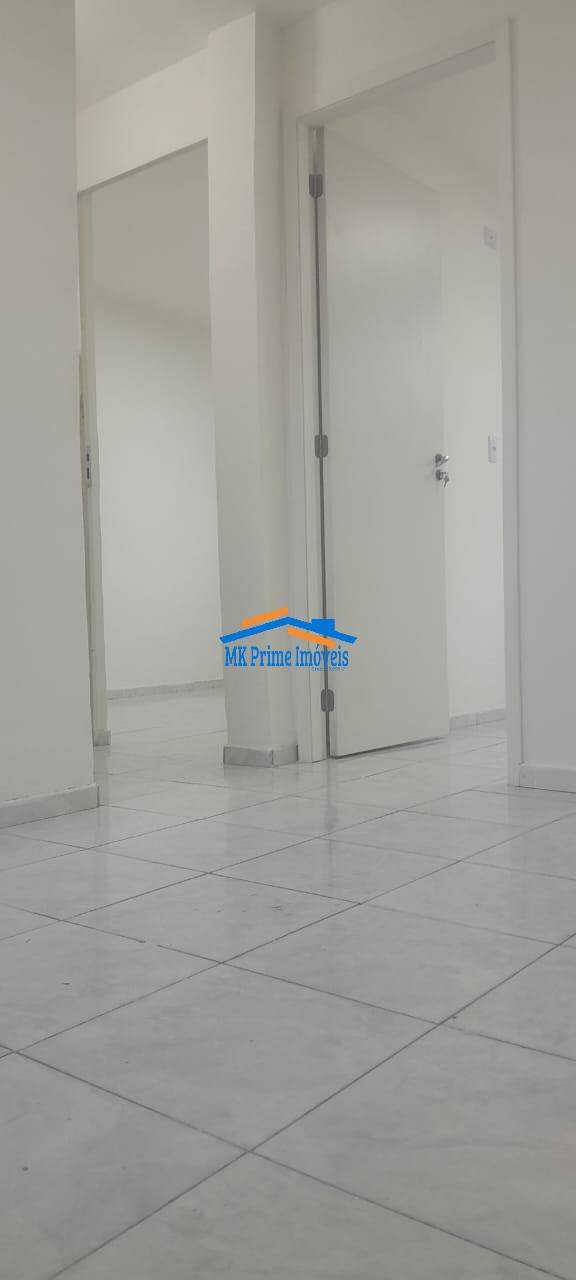 Apartamento à venda com 2 quartos, 42m² - Foto 13