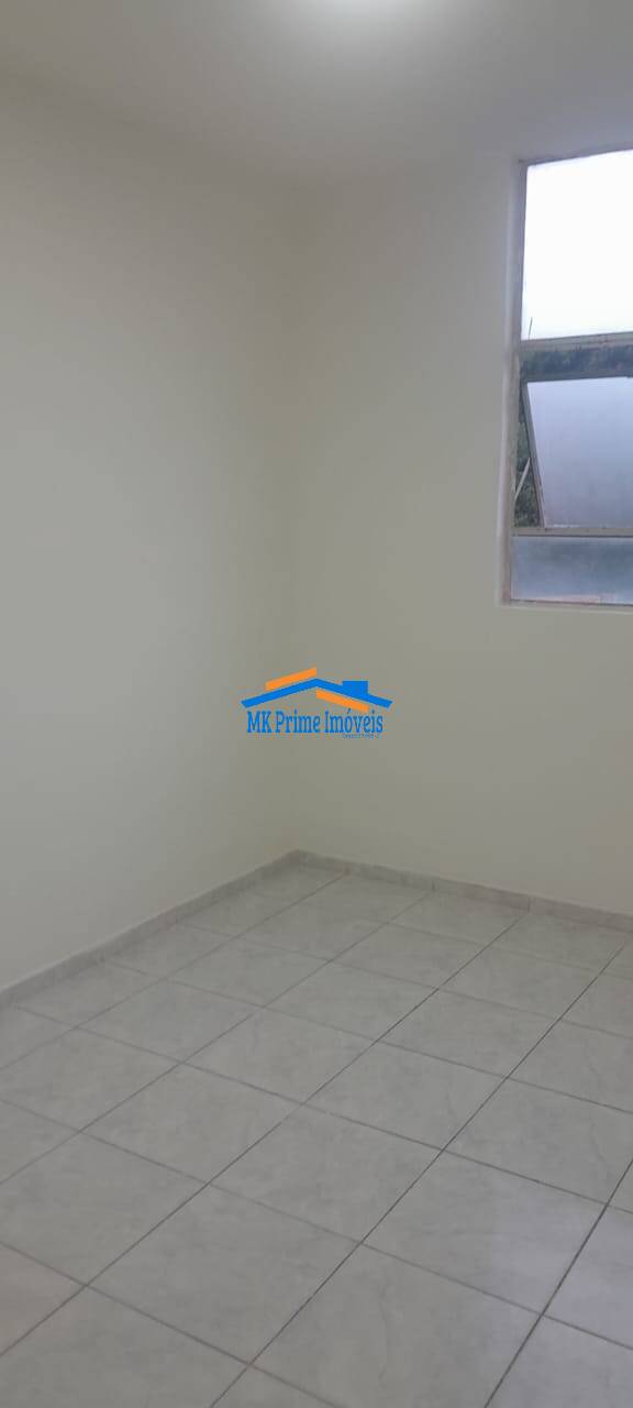 Apartamento à venda com 2 quartos, 42m² - Foto 15