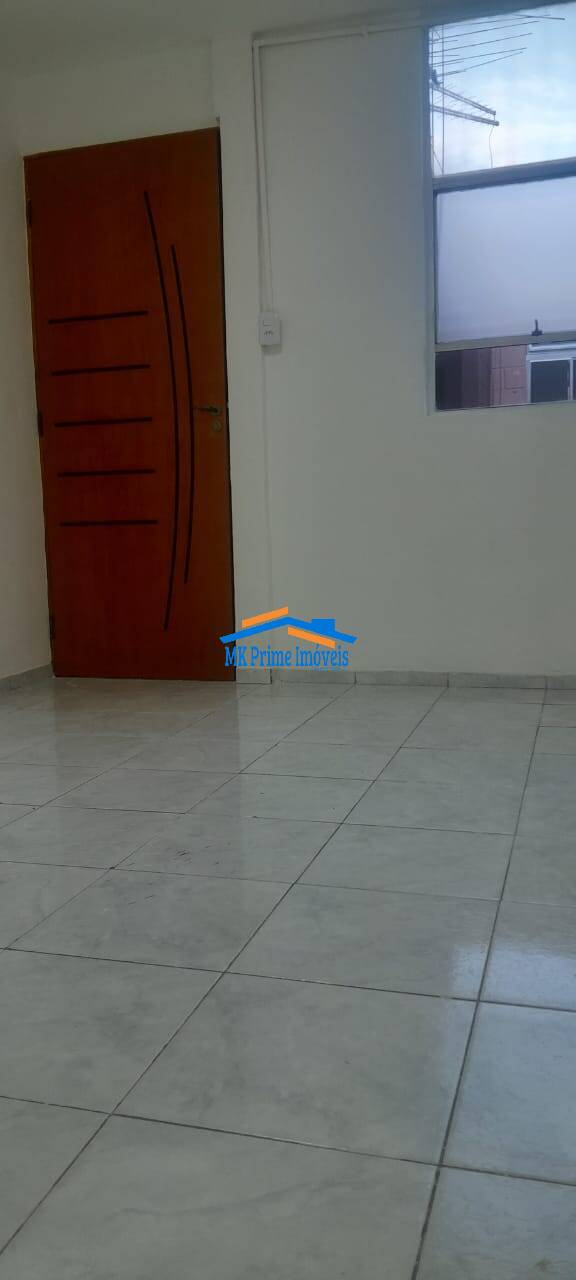 Apartamento à venda com 2 quartos, 42m² - Foto 1