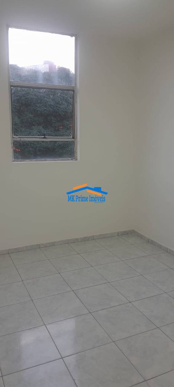 Apartamento à venda com 2 quartos, 42m² - Foto 16