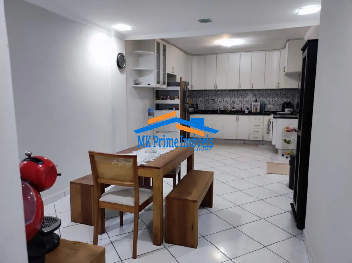 Casa à venda com 2 quartos, 180m² - Foto 5