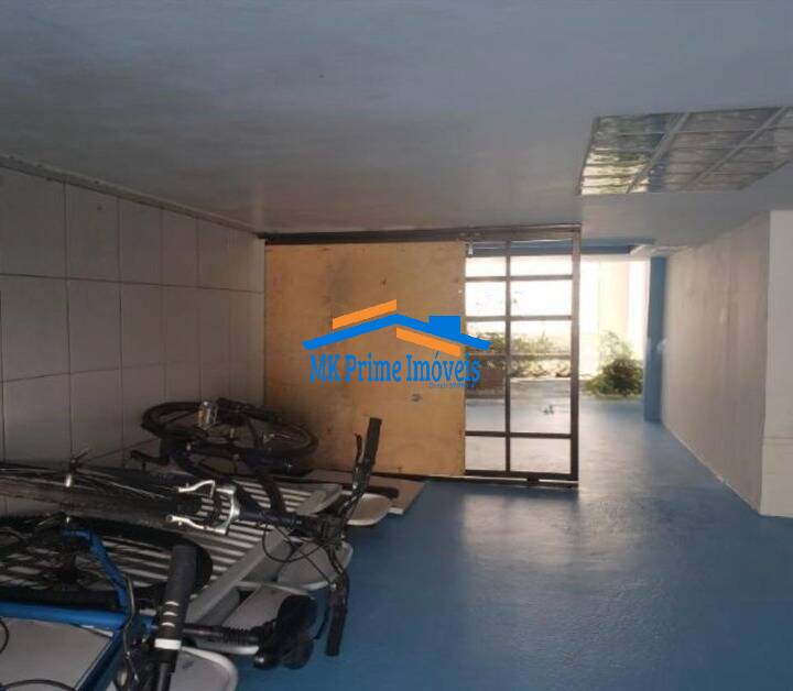 Casa à venda com 2 quartos, 90m² - Foto 13