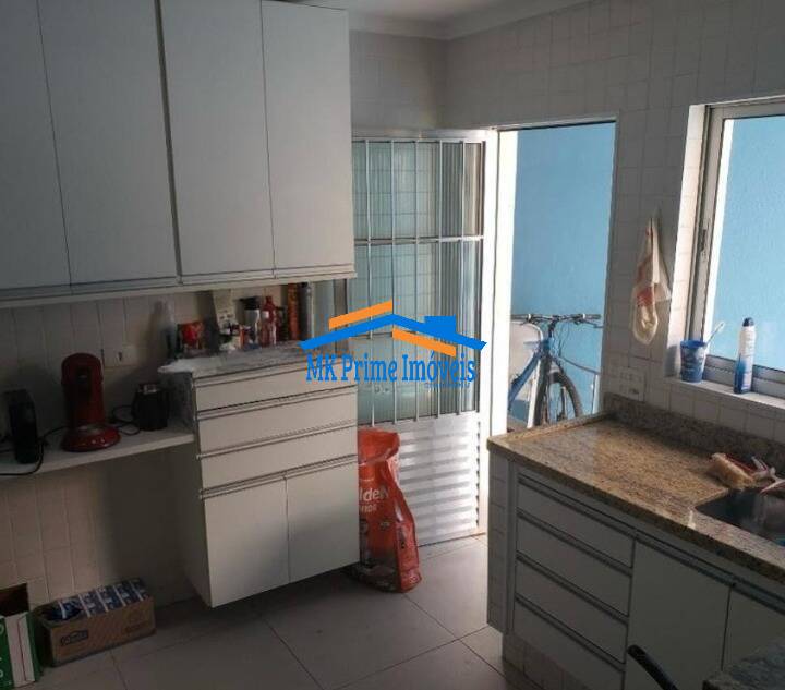 Casa à venda com 2 quartos, 90m² - Foto 8