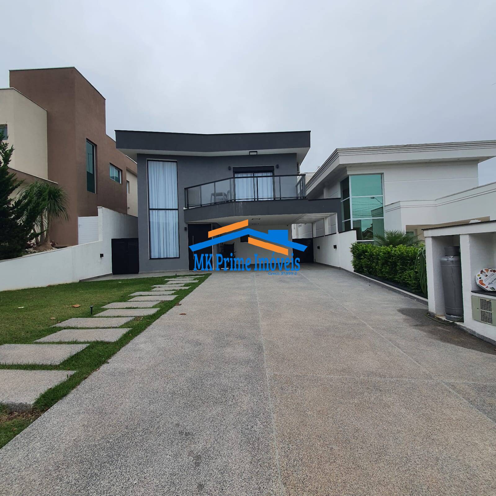 Casa de Condomínio à venda com 6 quartos, 538m² - Foto 1