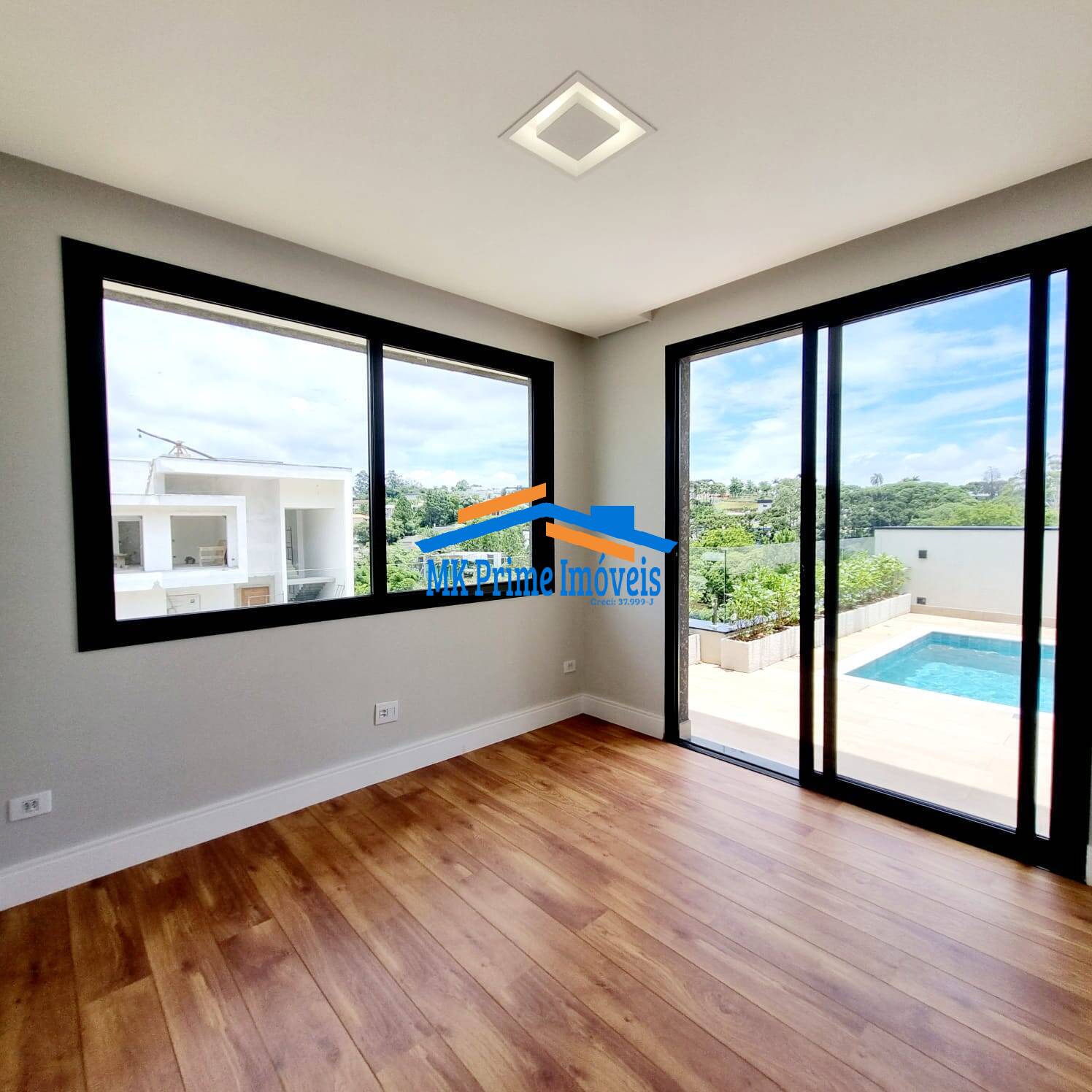 Casa à venda com 3 quartos, 317m² - Foto 8