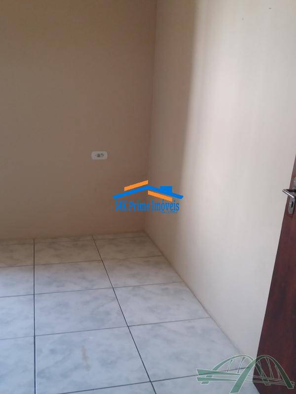 Casa à venda com 2 quartos, 180m² - Foto 6