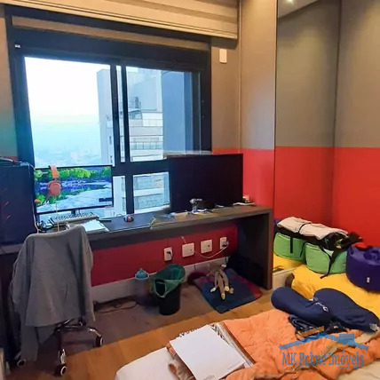 Apartamento à venda com 3 quartos, 154m² - Foto 32