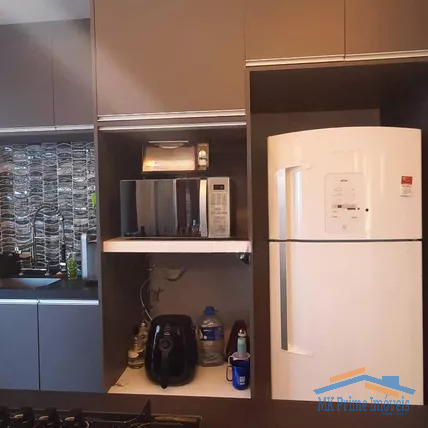 Apartamento à venda com 3 quartos, 154m² - Foto 2