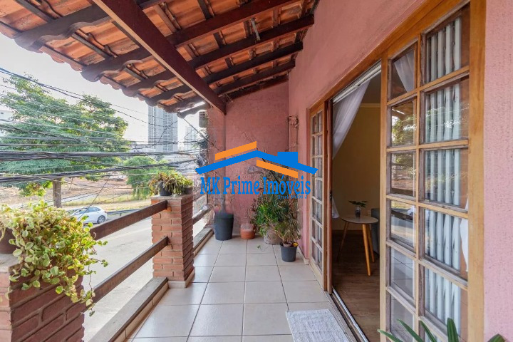 Sobrado à venda com 3 quartos, 180m² - Foto 3