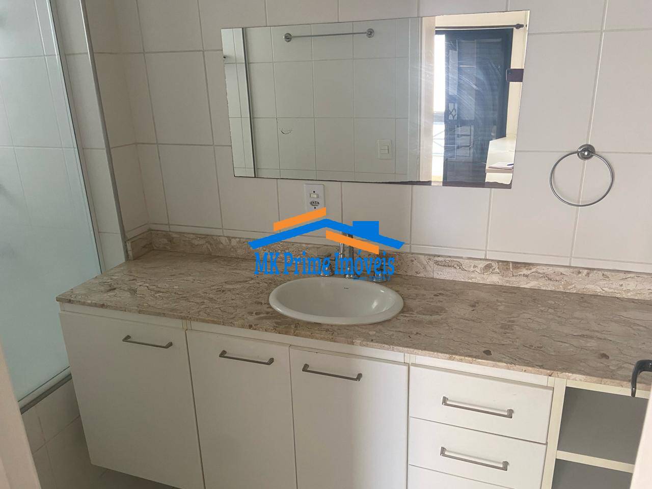 Apartamento à venda com 3 quartos, 121m² - Foto 18