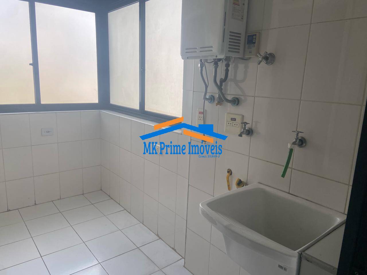 Apartamento à venda com 3 quartos, 121m² - Foto 11