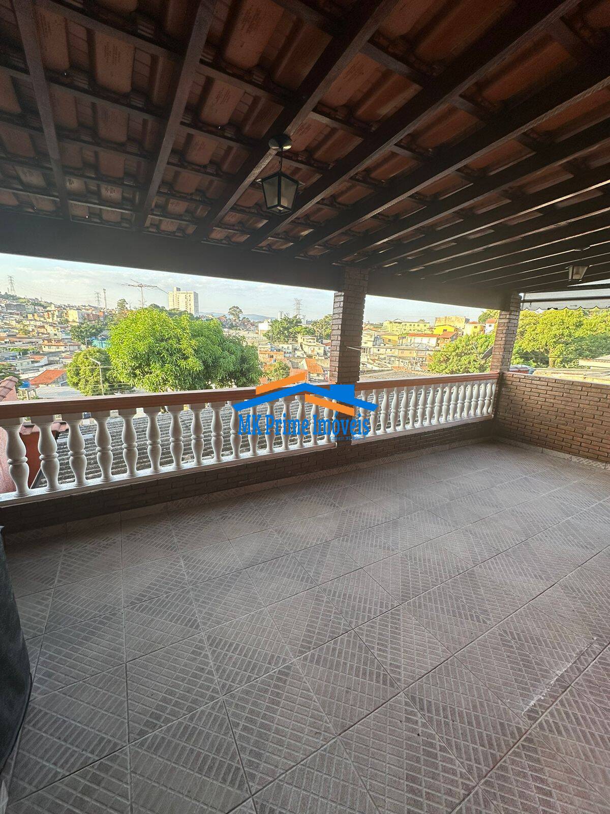 Casa à venda com 3 quartos, 170m² - Foto 3