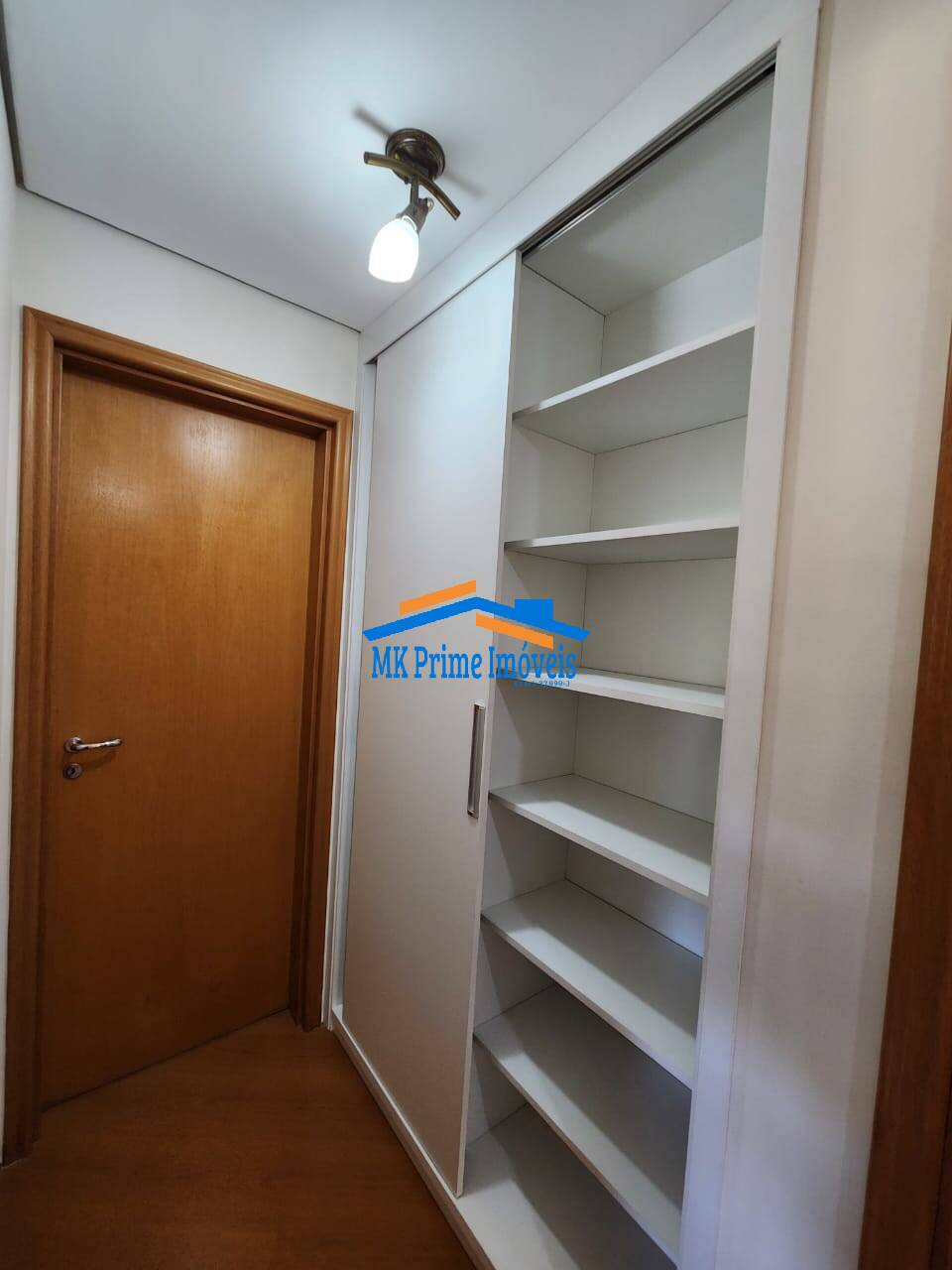 Apartamento para alugar com 3 quartos, 139m² - Foto 10