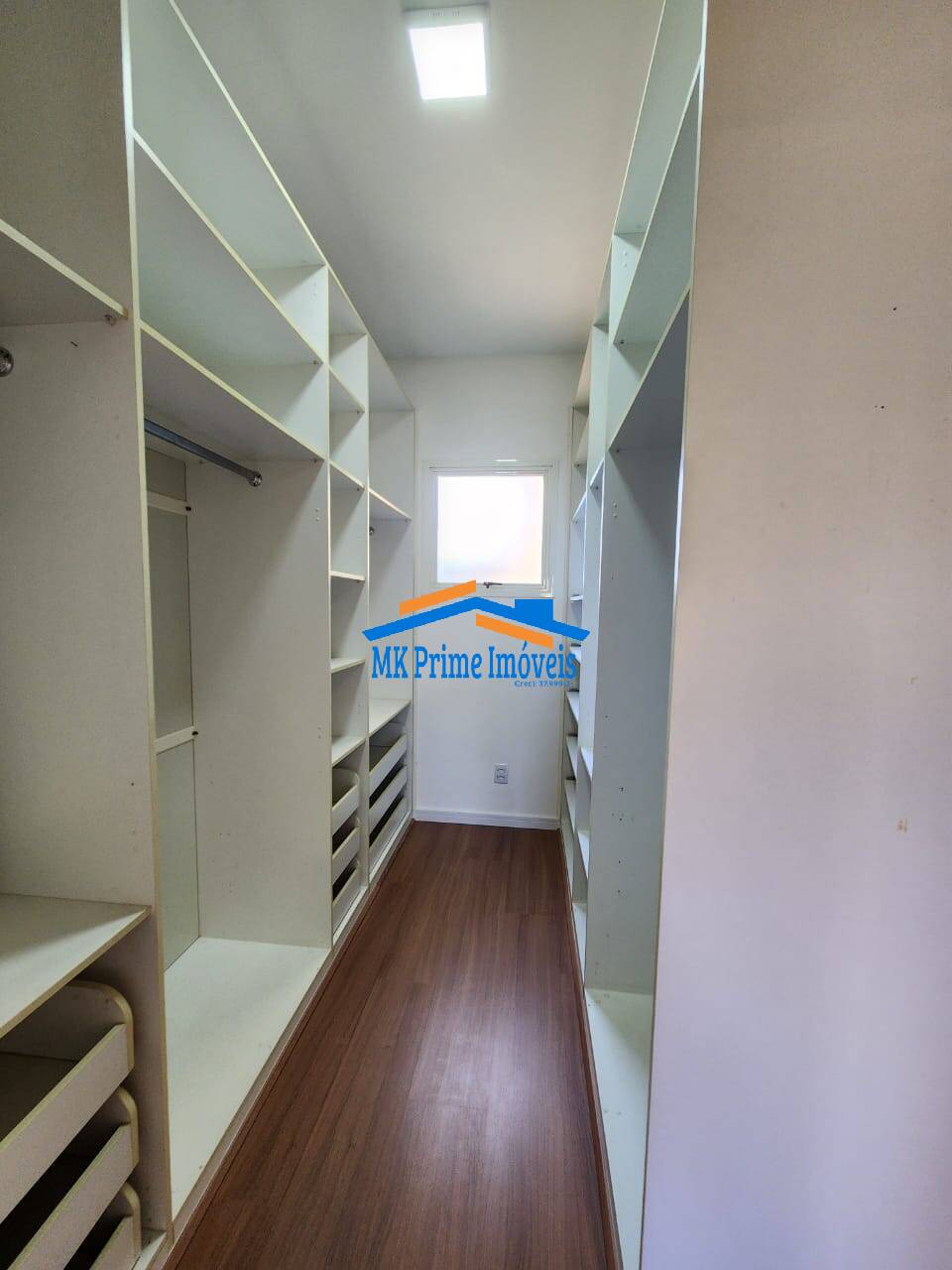 Apartamento para alugar com 3 quartos, 139m² - Foto 11