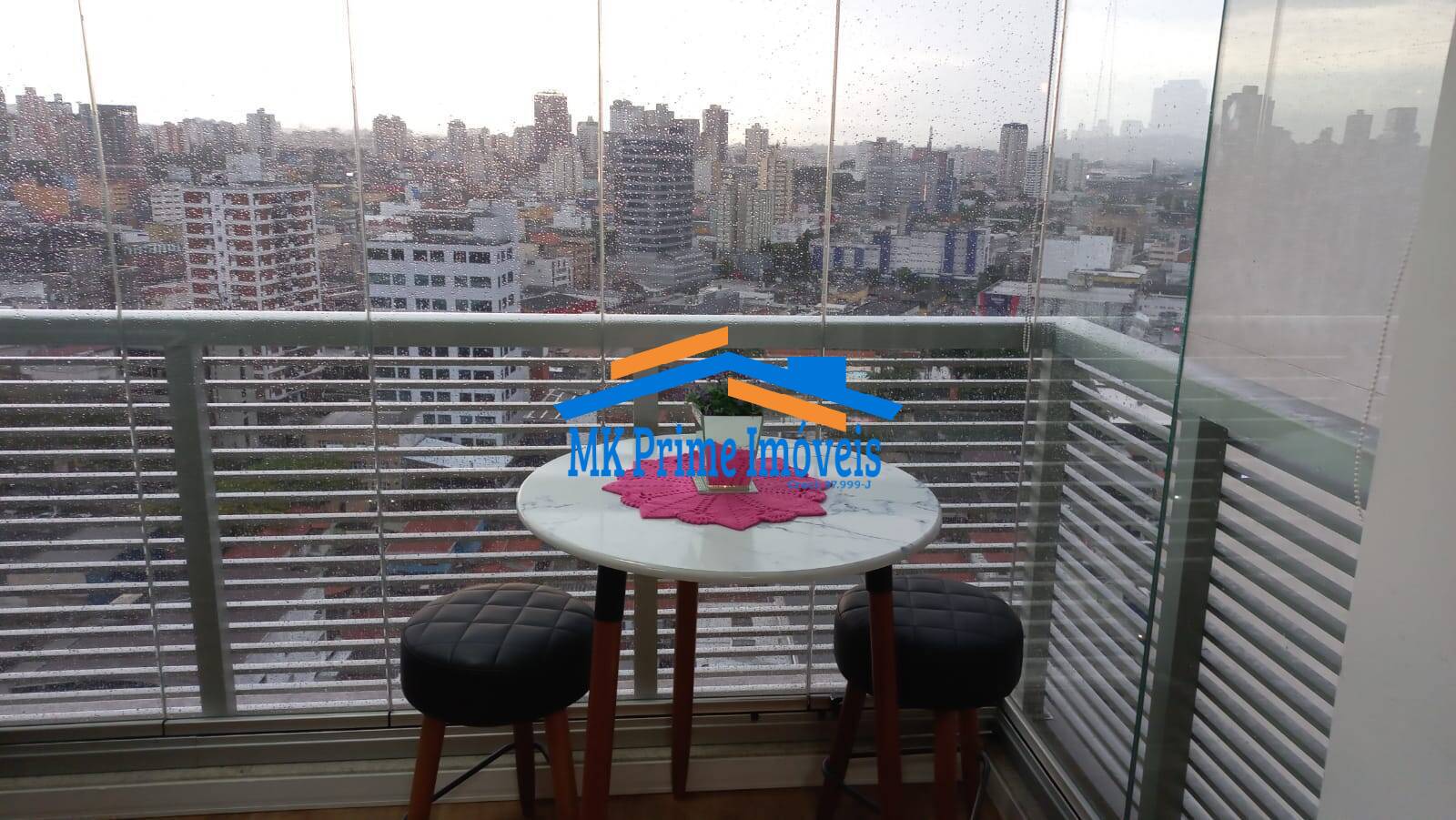 Apartamento à venda com 2 quartos, 64m² - Foto 4