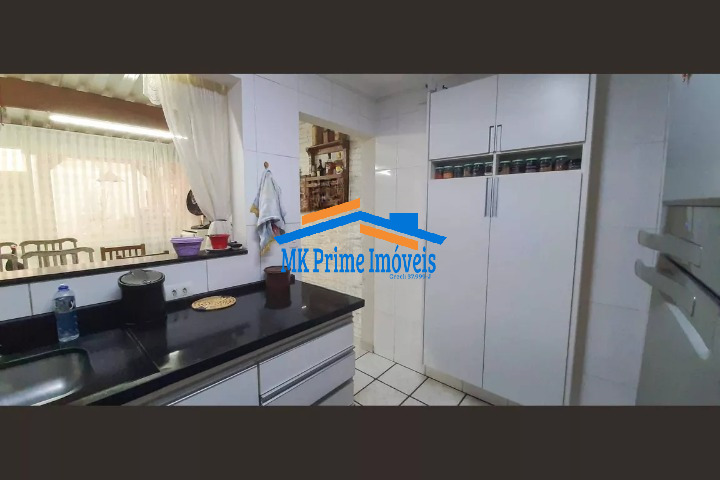 Sobrado à venda com 2 quartos, 140m² - Foto 15