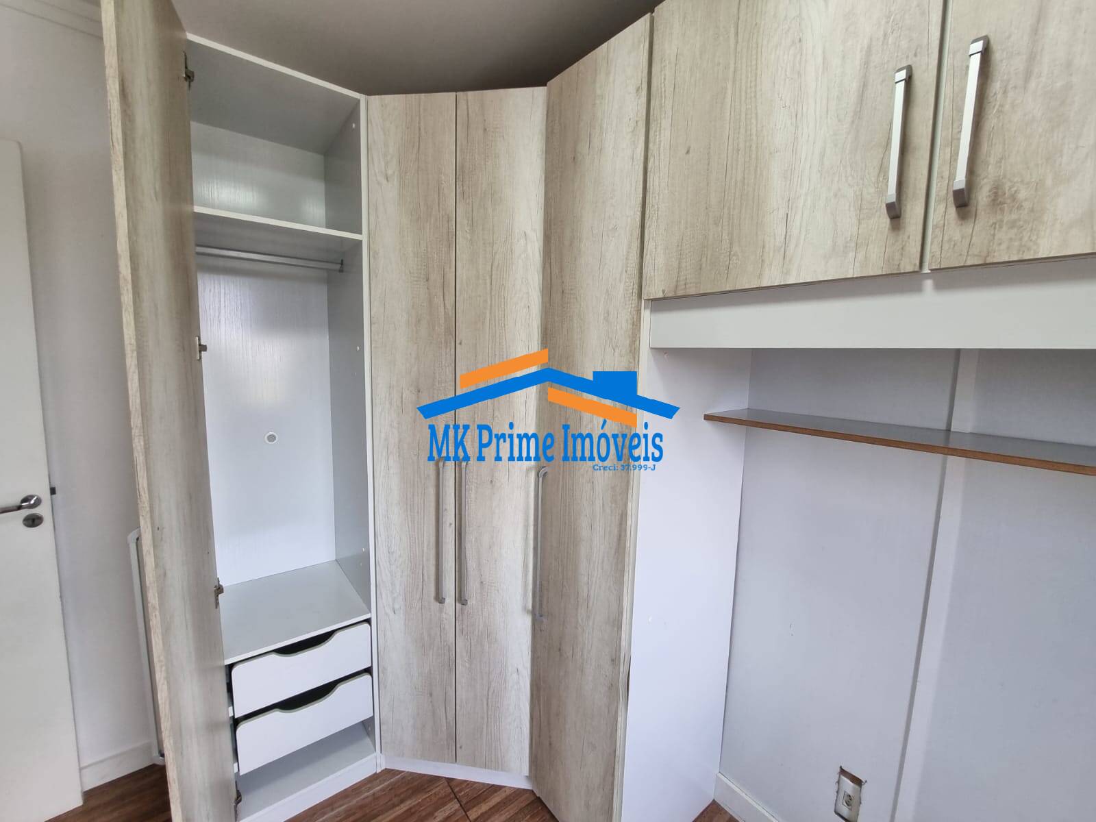 Apartamento à venda com 2 quartos, 48m² - Foto 8