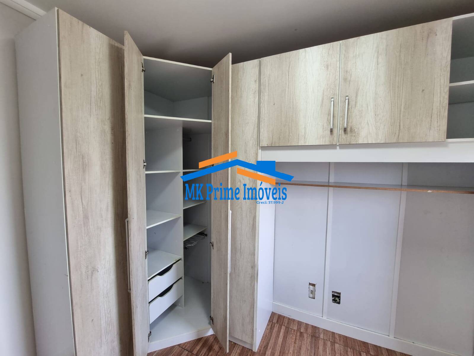 Apartamento à venda com 2 quartos, 48m² - Foto 10