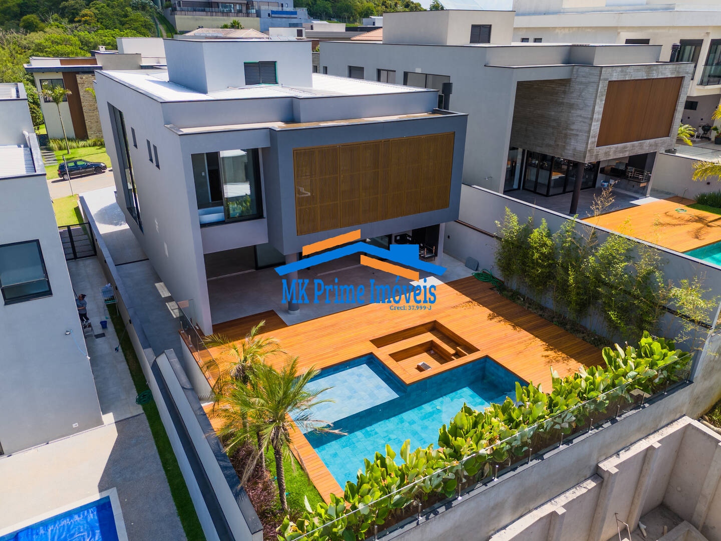 Casa de Condomínio à venda com 4 quartos, 550m² - Foto 30