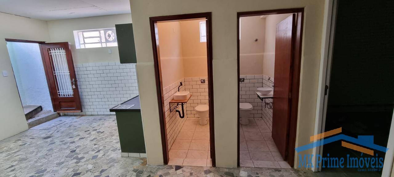 Casa para alugar com 3 quartos, 239m² - Foto 19