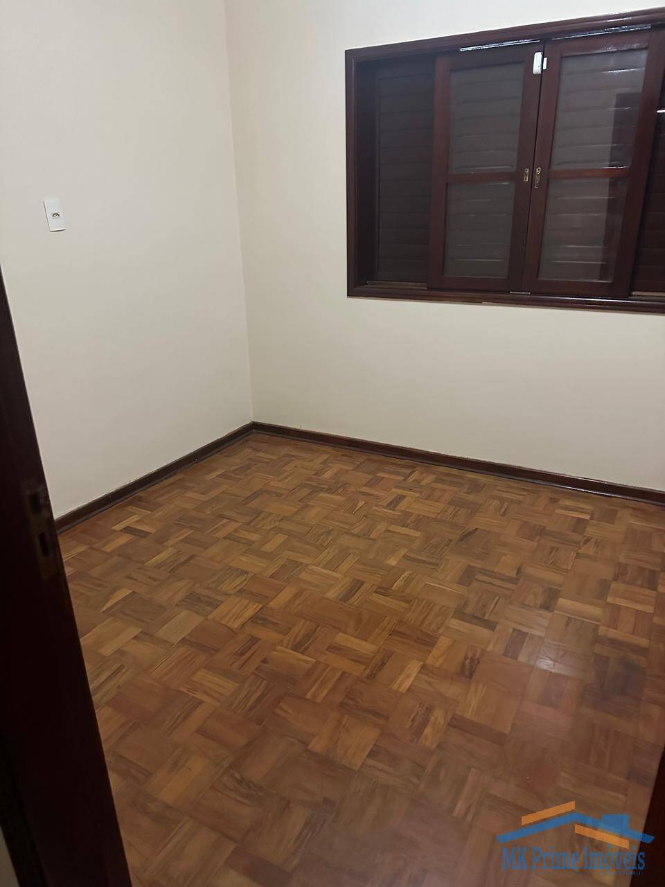 Casa para alugar com 3 quartos, 239m² - Foto 16