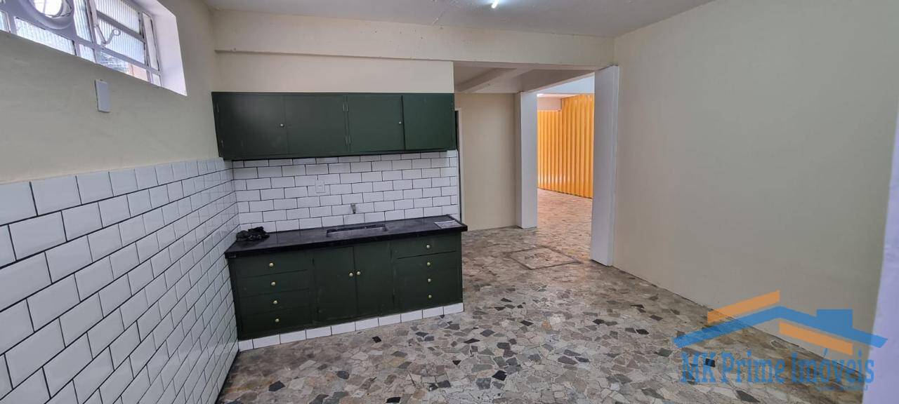 Casa para alugar com 3 quartos, 239m² - Foto 13