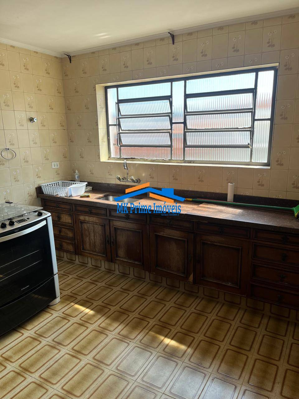 Sobrado à venda com 2 quartos, 200m² - Foto 4