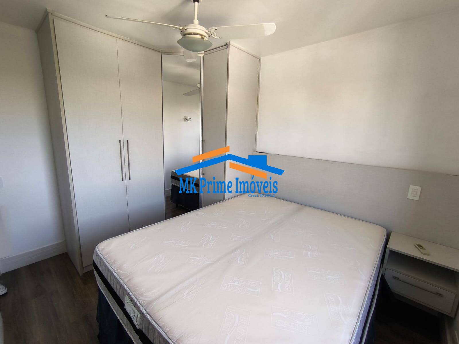 Apartamento à venda com 2 quartos, 60m² - Foto 15