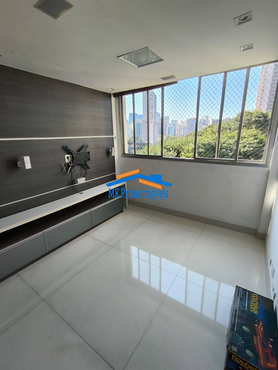 Apartamento à venda com 2 quartos, 60m² - Foto 1