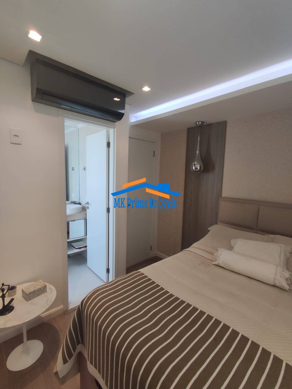 Apartamento à venda com 2 quartos, 77m² - Foto 23