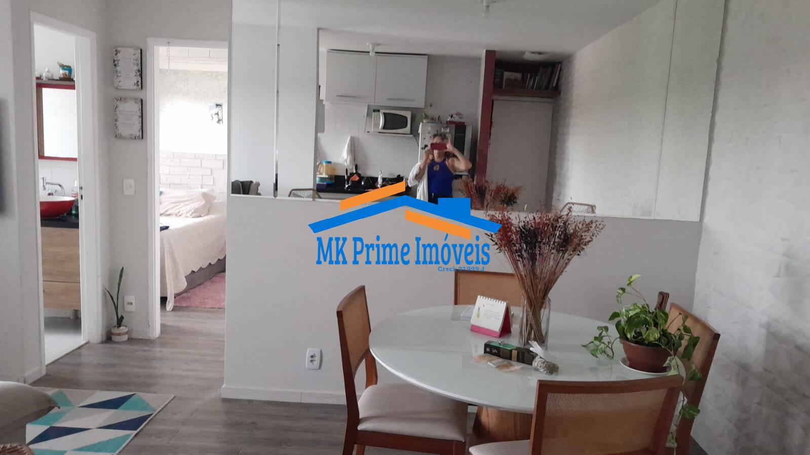 Apartamento à venda com 2 quartos, 60m² - Foto 1