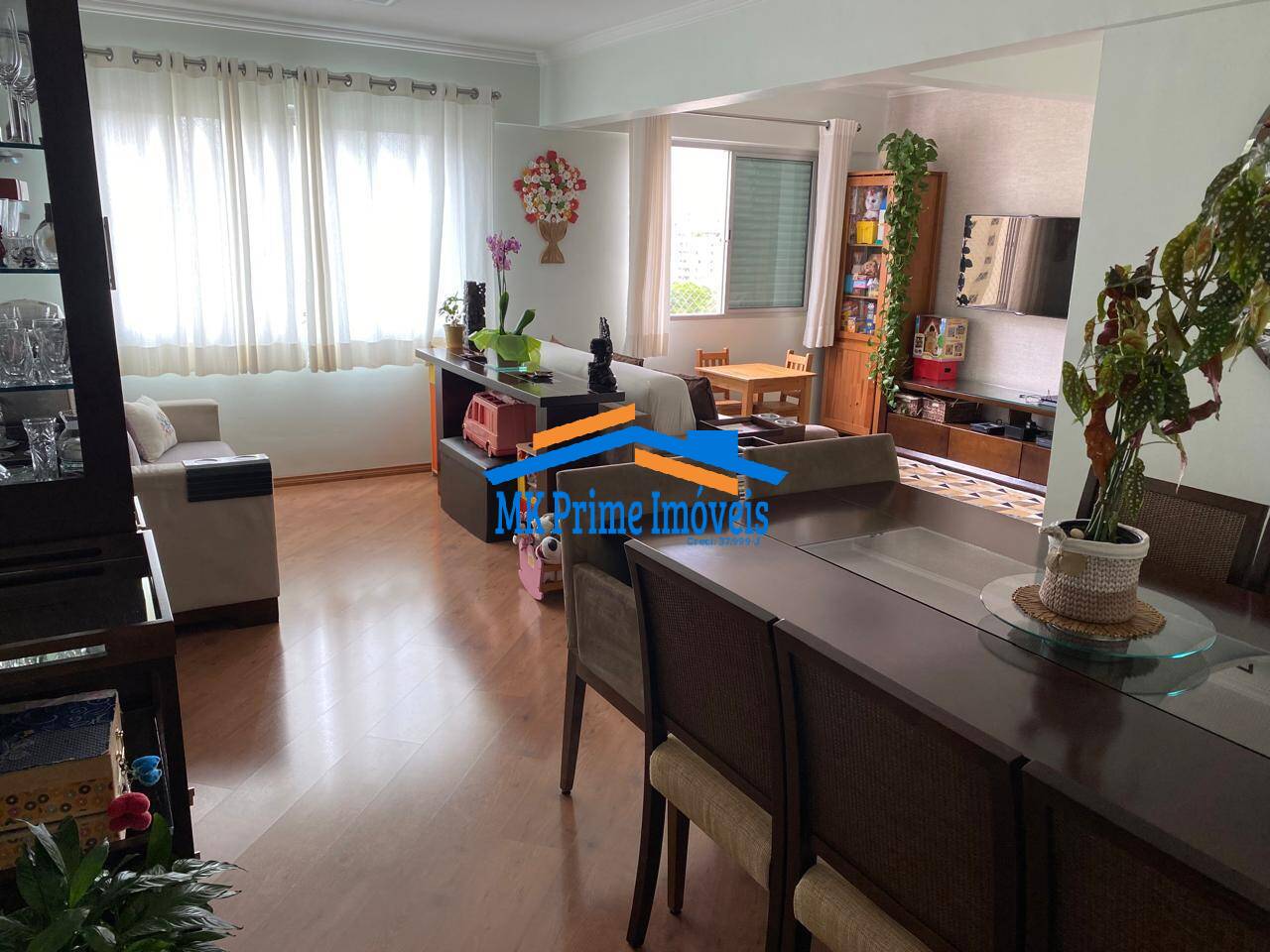 Apartamento à venda com 2 quartos, 80m² - Foto 1