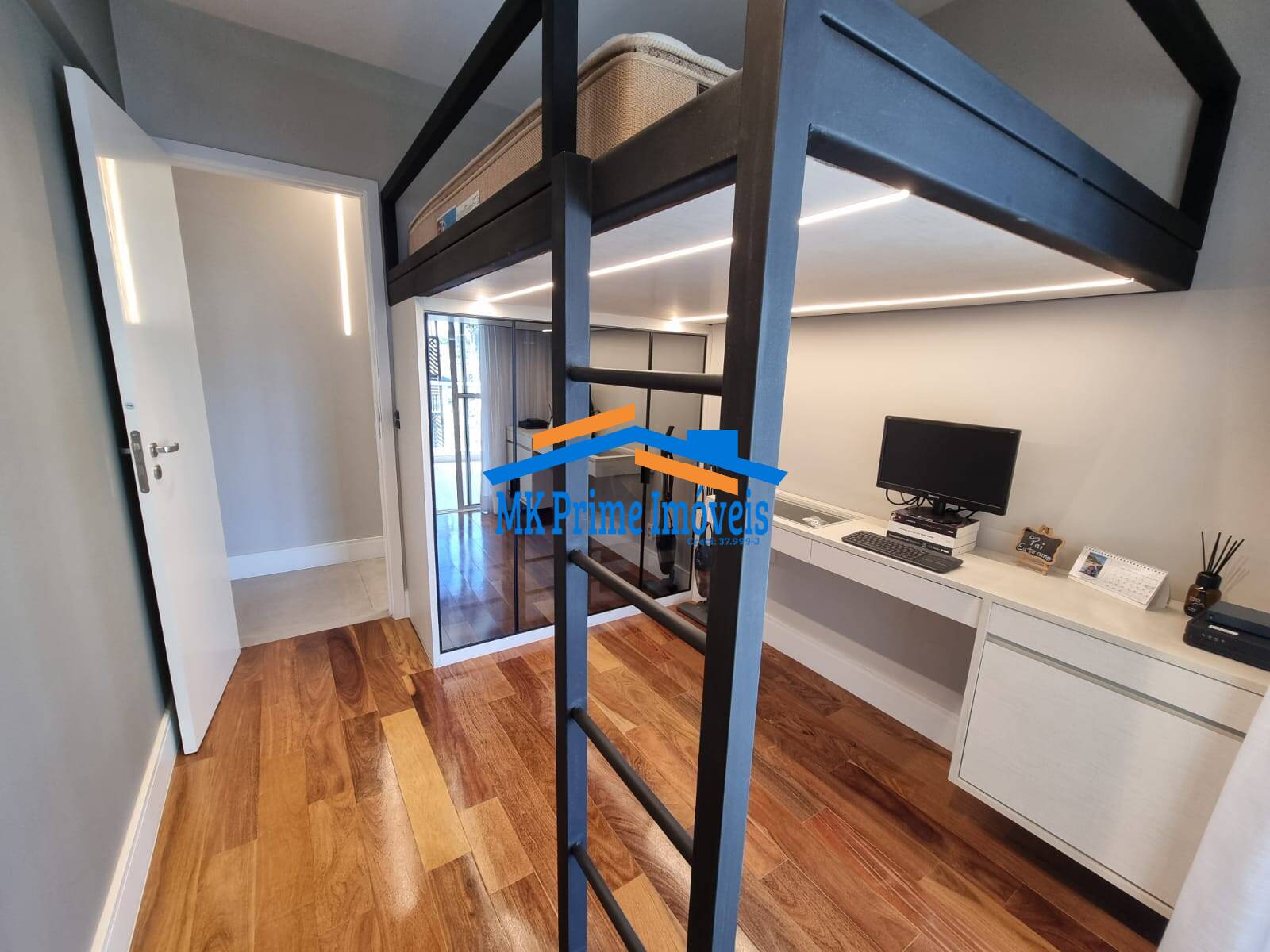 Apartamento à venda com 3 quartos, 96m² - Foto 12