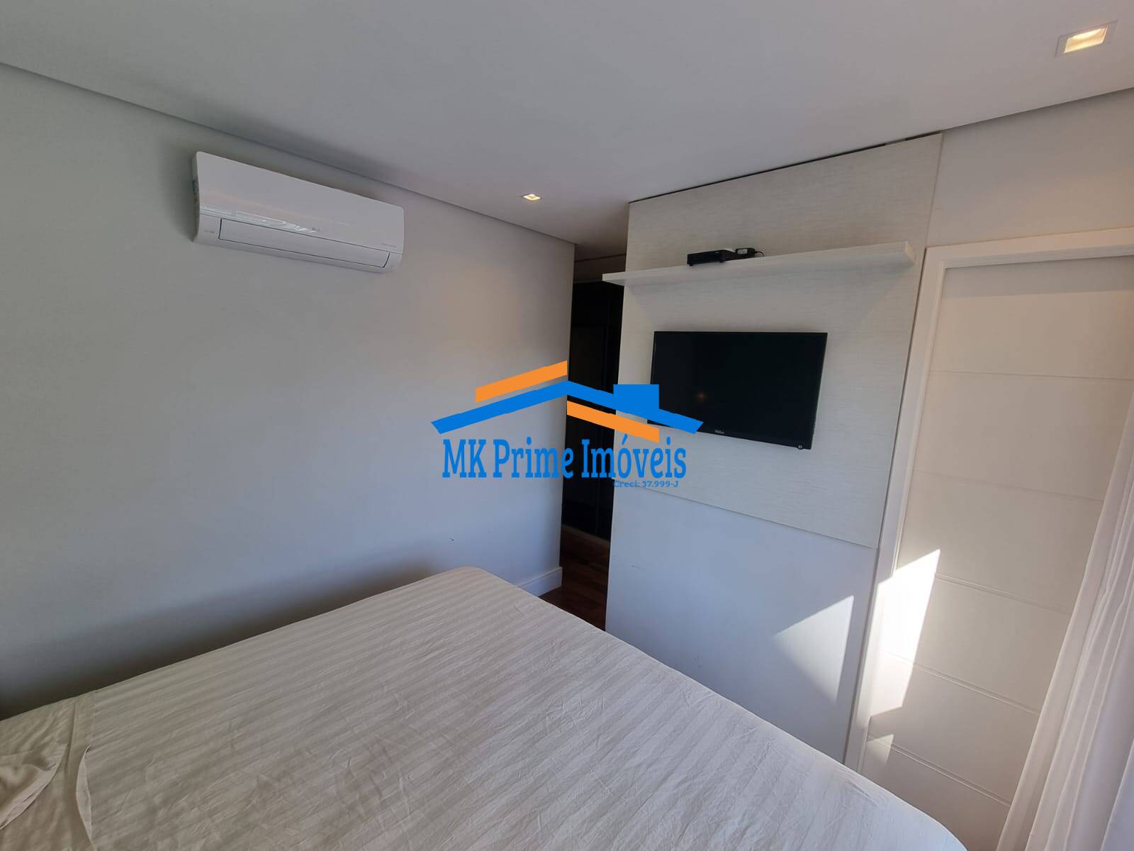 Apartamento à venda com 3 quartos, 96m² - Foto 18