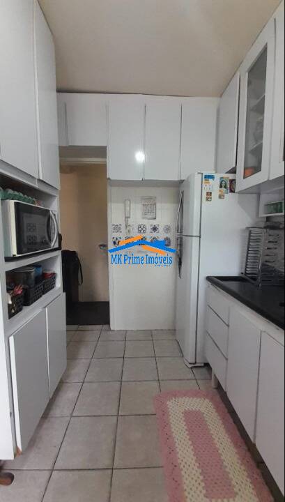 Apartamento à venda com 2 quartos, 64m² - Foto 8