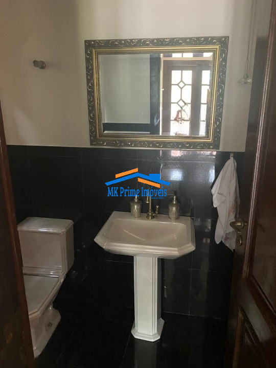 Casa de Condomínio à venda com 4 quartos, 400m² - Foto 22