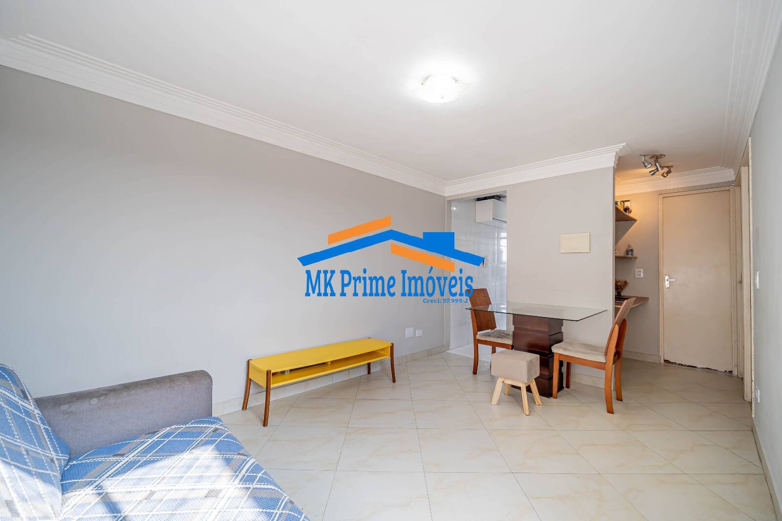 Apartamento à venda com 2 quartos, 42m² - Foto 2