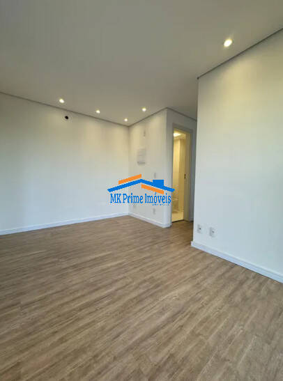 Apartamento à venda com 2 quartos, 44m² - Foto 14