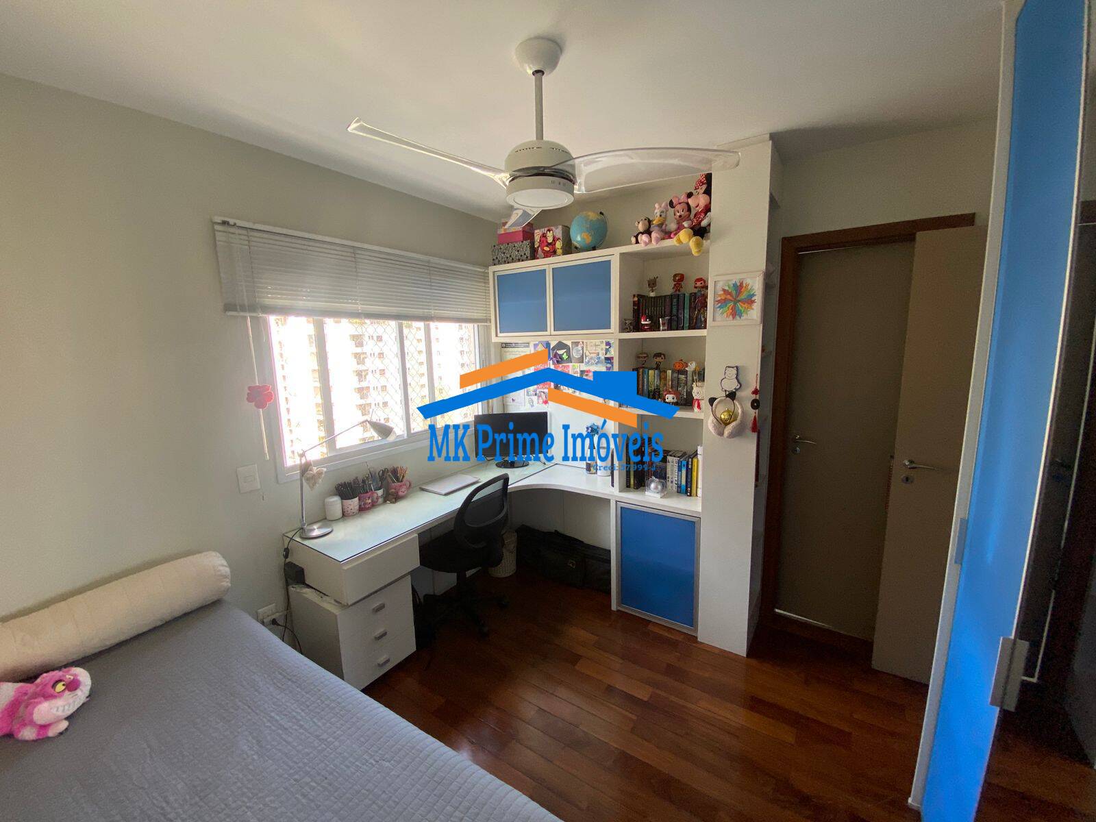 Apartamento à venda com 3 quartos, 200m² - Foto 14