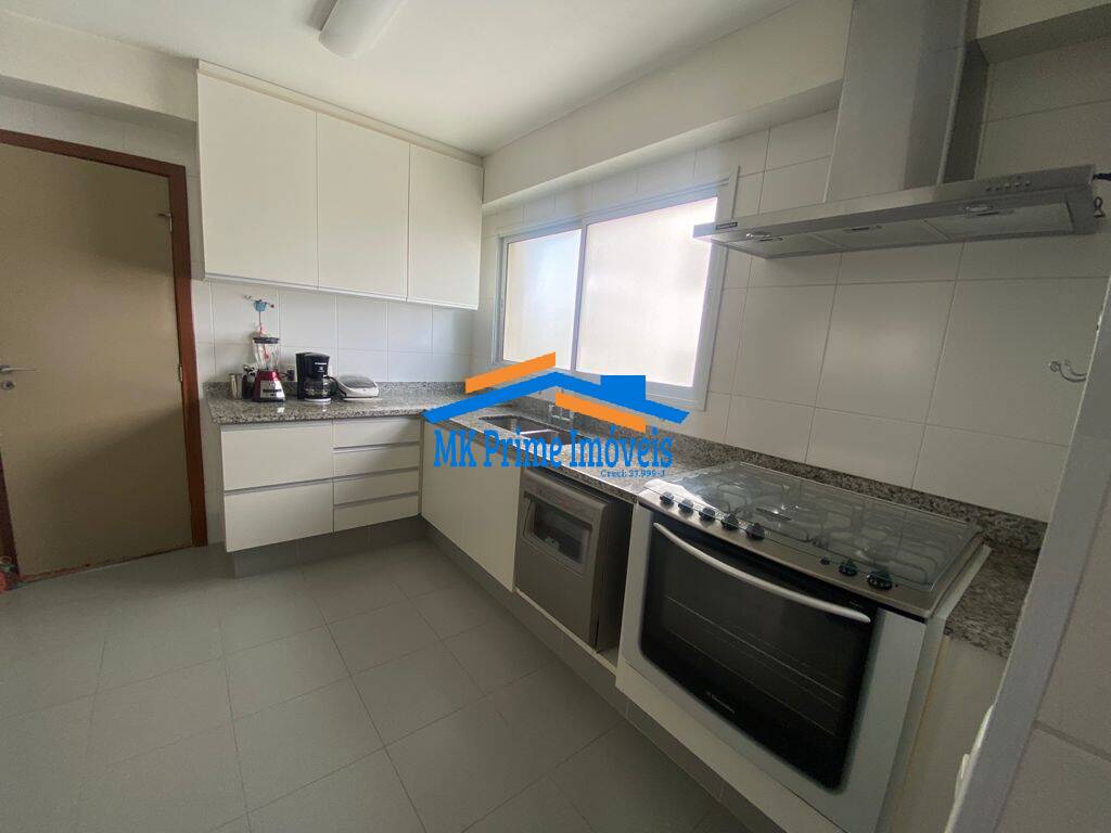 Apartamento à venda com 3 quartos, 200m² - Foto 11