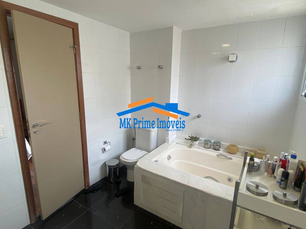 Apartamento à venda com 3 quartos, 200m² - Foto 28