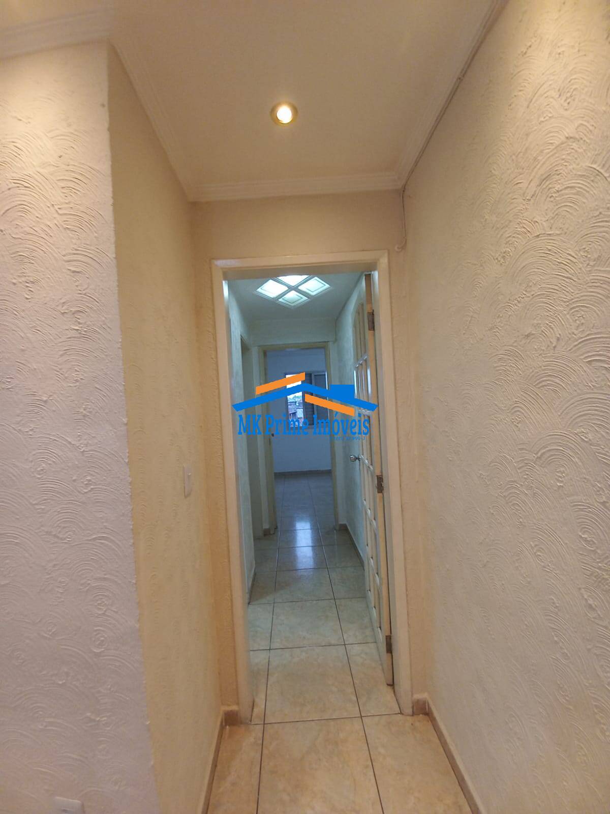 Apartamento à venda com 2 quartos, 62m² - Foto 4